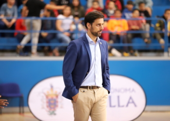 Alejandro Alcoba: “Hemos hecho un gran partido, no viviendo de ninguna individualidad”