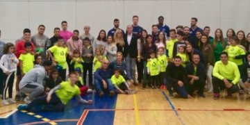 Los chicos de la Asociación Teama lo pasaron en grande junto a los jugadores del Club Melilla Baloncesto.