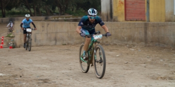 Javi Iglesias disputó el pasado sábado La Africana, poniendo así punto final a su preparación para la disputa de la prueba por el desierto que comienza el próximo domingo.