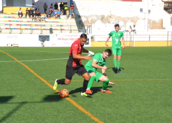 El CF Rusadir tiene que hacerse fuerte sobre el césped sintético del campo federativo de La Espiguera, del que no debe dejar escapar más puntos