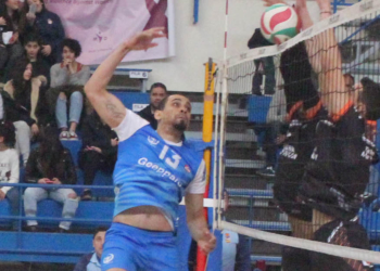 Mario Junior, cuenta con opciones de renovar por el CV Melilla.