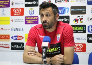 El técnico del conjunto azulino compareció en la matinal de ayer viernes, como viene siendo habitual, ante los medios de comunicación.