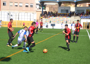 El CF Rusadir cierra la temporada jugando en La Espiguera, estando en juego el descenso o el ascenso a la División de Honor.