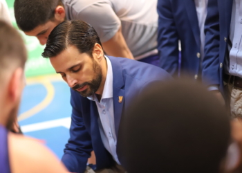 Alejandro Alcoba realiza una valoración de las cuatro oportunidades en las que se ha llegado a los Playoffs siendo el inquilino del banquillo del Decano.