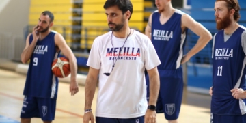 Alcoba, técnico local.
