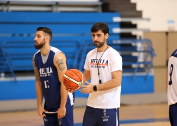 El técnico local, Alejandro Alcoba comenzará a preparar las semifinales.