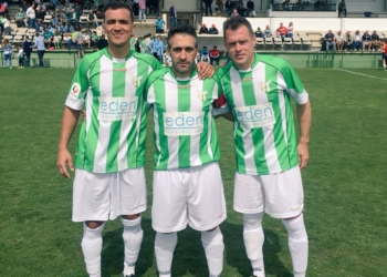 Argüello (40 años), Francis Flores (39 años) e Ibón Arrieta (40 años), se despidieron ayer del fútbol activo.