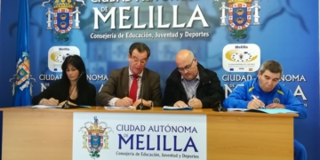 Imagen de los convenios que se firmaron ayer entre la Ciudad Autónoma y alguno de los equipos melillense en categoría nacional.