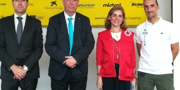 Representantes de los patrocinadores que estuvieron presentes en la presentación en Melilla del Desafío Solidario.