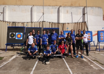 Foto de familia de los tiradores melillenses.