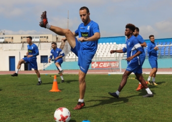 El central Odei, en el entrenamiento realizado por los azulinos en la mañana de ayer