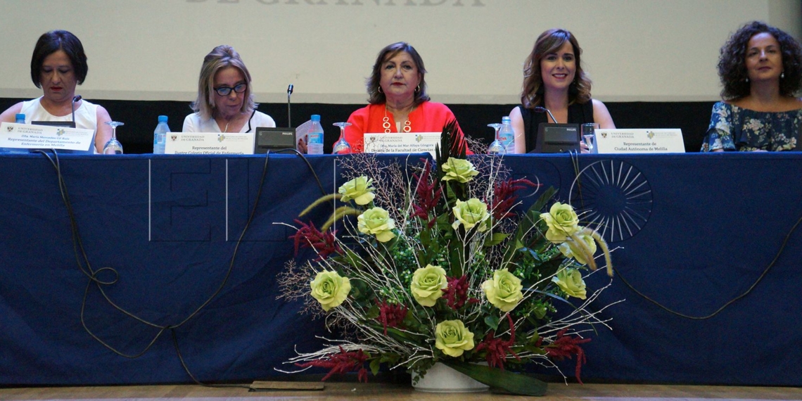 FOTOS | Graduados en Enfermería