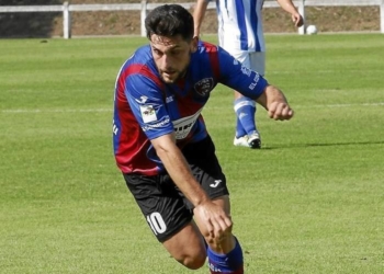 El delantero granadino ha marcado 10 goles en la última temporada