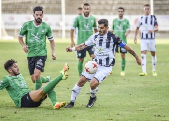 Juan Ramón Ruano ha defendido la elástica de una docena de equipos a lo largo de su dilatada carrera en el mundo del fútbol.