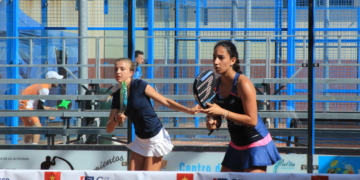 En la categoría femenina hay que destacar la clasificación para la ronda de octavos de final de la joven pareja formada por María Mizzi y Leyre Baldellou.