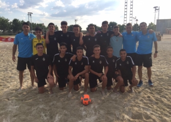 Los cadetes del Torreblanca CF lograron golear a los anfitriones en el debut en el Campeonato de España