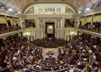 GRAF835. MADRID (ESPAÑA), 01/06/2018.-Vista general del hemiciclo el segundo día que se debate la moción de censura presentada por el PSOE en el Congreso de los Diputados.- EFE/Emilio Naranjo***POOL***