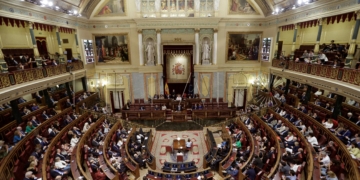 GRAF835. MADRID (ESPAÑA), 01/06/2018.-Vista general del hemiciclo el segundo día que se debate la moción de censura presentada por el PSOE en el Congreso de los Diputados.- EFE/Emilio Naranjo***POOL***