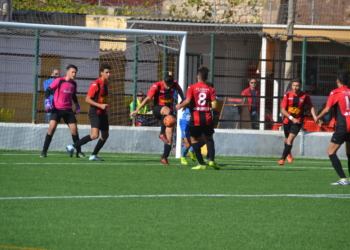 Todos los jugadores de la primera 		plantilla del CR Rusadir de la Liga Nacional de Juveniles realizaron una gran temporada para lograr el ascenso a la División de Honor