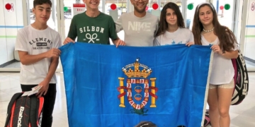 Componentes de la expedición de la Federación Melillense de Tenis.