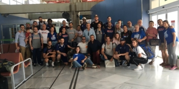 Componentes de la expedición melillense en su llegada al aeropuerto de nuestra ciudad.