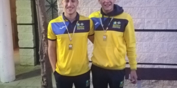 Los dos melillenses, con sus respectivas medallas.