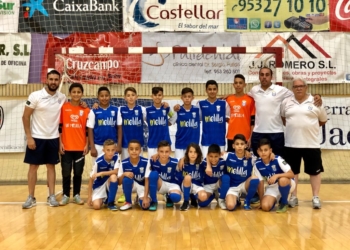 Jugadores de la escuadra de la UD Melilla que disputa la primera fase del Nacional de fútbol sala.
