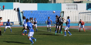 Jugada del partido que enfrentó al Cartagena frente al Melilla, en el estadio municipal Álvarez Claro.