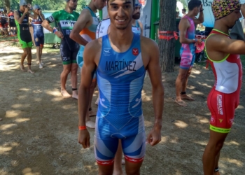 Álvaro Martínez, fue el mejor en el Nacional de Triatlón.