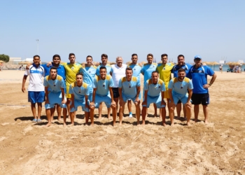 Foto de familia de todos los componentes de la expedición melillense que partirá hacia tierras vascas.