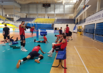 Realización de una sesión de entrenamiento de los españoles