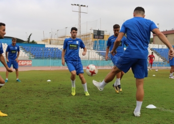 Los jugadores de la UD Melilla entrenan de cara al inicio de la próxima temporada