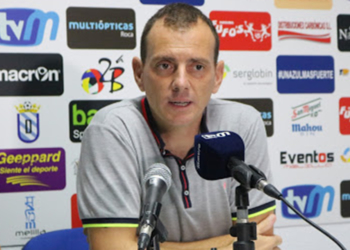 El técnico del CD El Ejido 2012, Alberto González, señaló al final del partido frente a la Unión Deportiva Melilla que la justicia son los goles y los azulinos habían tenido acierto en el gol de Pepe.