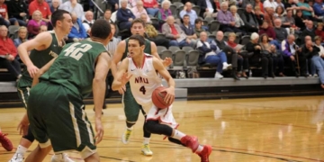 El nuevo base azulino acumuló experiencia jugando en la NCAA II y la pasada campaña se convirtió en el jugador con mejor porcentaje de acierto de tres puntos en la LEB Oro.