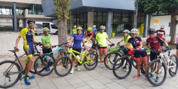 Componentes de la expedición de la Federación Melillense de Triatlón.