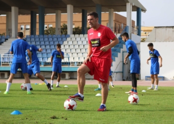 El primer entrenador azulino, en una de las sesiones de entrenamientos de esta pretemporada