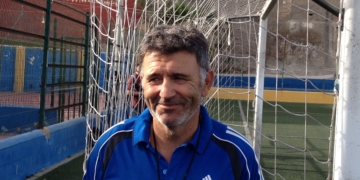 El técnico de la escuadra del River, en una de las sesiones de entrenamientos en La Espiguera