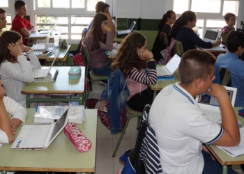 Melilla registra 29 alumnos por clase de Infantil a la ESO: la cifra más alta del país