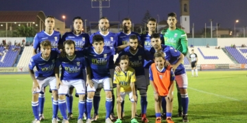 El entrenador de la escuadra melillense realizó hasta siete cambios en el once titular con respecto al último partido disputado.