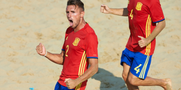 El melillense, José Cintas, en la celebración de un gol.