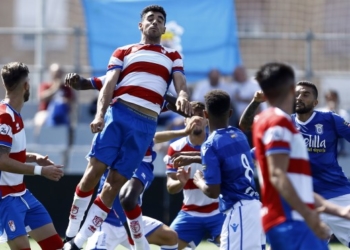 Abultada derrota del Melilla en su visita a Granada