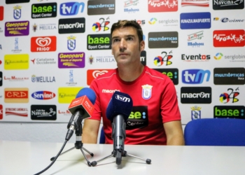 Luis Miguel Carrión, primer entrenador de la escuadra de la UD Melilla.
