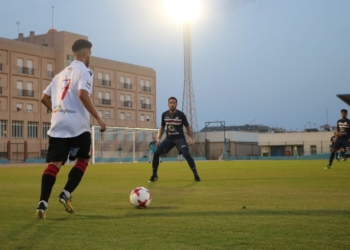El cuadro del River Melilla, en el partido que le enfrentó a la UD Melilla, en esta pretemporada.