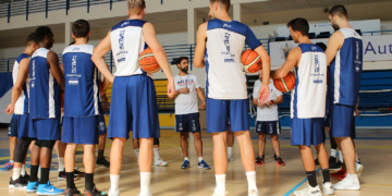 Los jugadores alternaron la sala de musculación con la pista de juego.