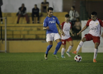 Los melillenses tiraron de casta en la recta final del partido y lograron acortar distancias con un gol de Melik