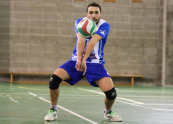 El líbero Kefren ha sido el último jugador en incorporarse a la plantilla.