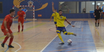 El jugador melillense, Borja en el pabellón Guillermo García Pezzi.