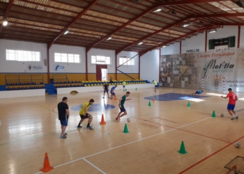 Sesión de entrenamientos de la escuadra de la Peña Real Madrid.