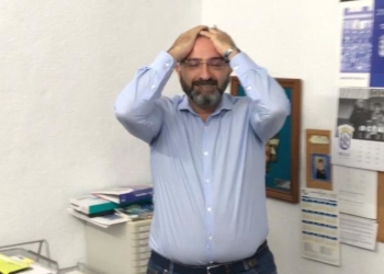 Imagen del presidente nada más saber que el Real Madrid visitará el estadio municipal Álvarez Claro