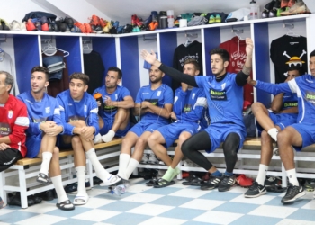 Los jugadores unionistas estuvieron muy atentos al sorteo copero, una vez que concluyó la sesión de entrenamientos